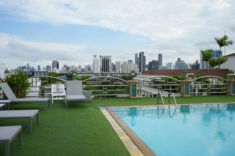 Royal Suite Executive Serviced Apartment