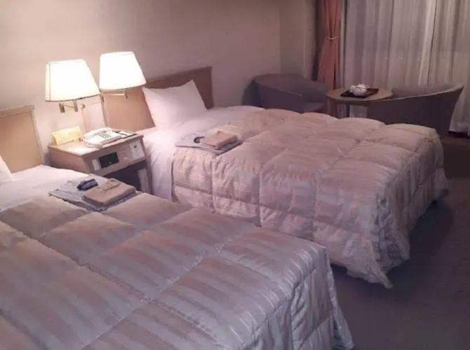 Kuroyon Royal Hotel