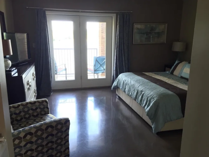 Deluxe Double Suite