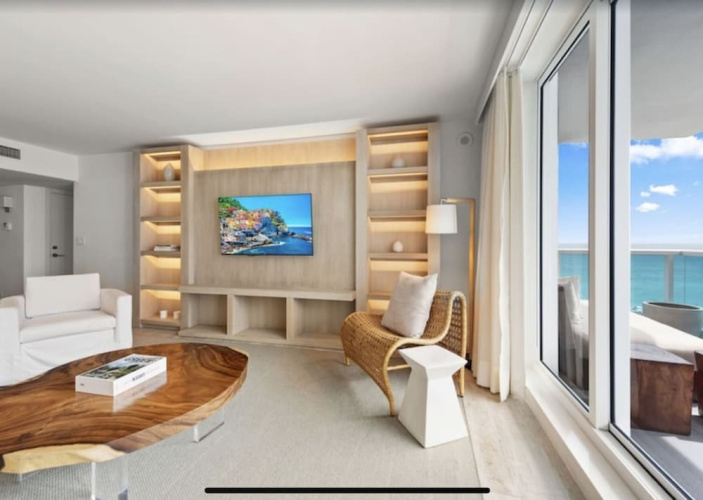 5 Star Oceanfront Hotel Residence - 1440