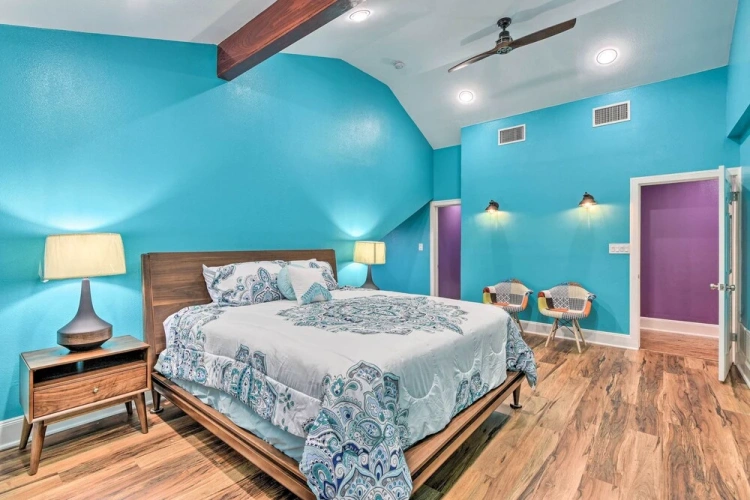 4 Bedrooms Villa