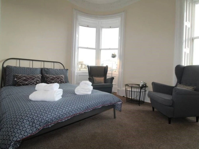 Stunning Braemore Studio Apartment - West End