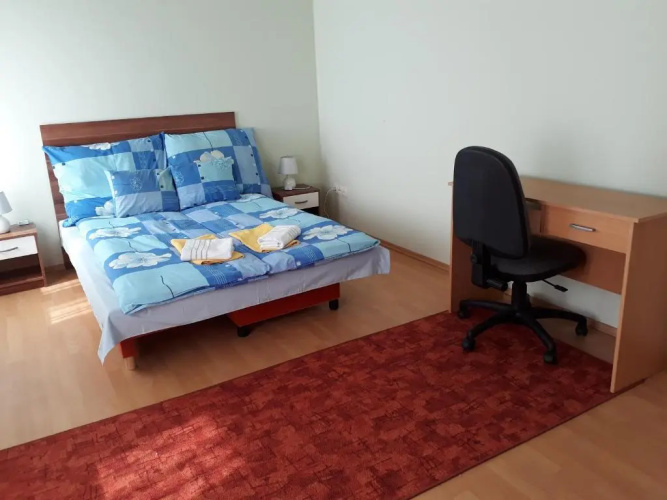 Piac utcai Apartman