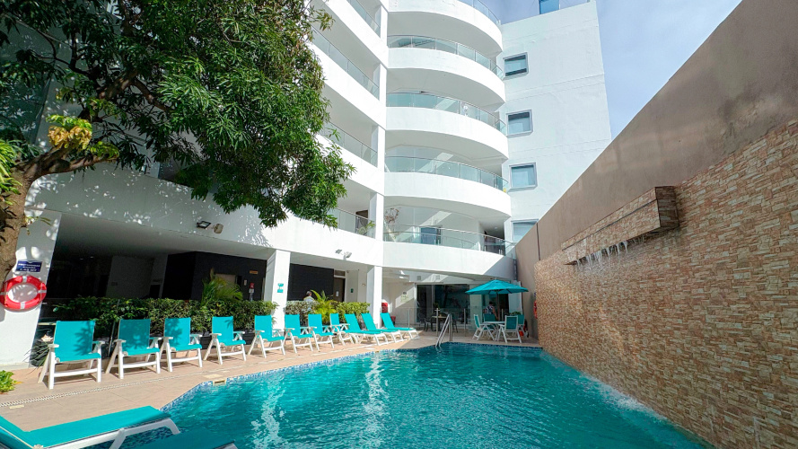 Portobelo Plaza de las Americas photo 19