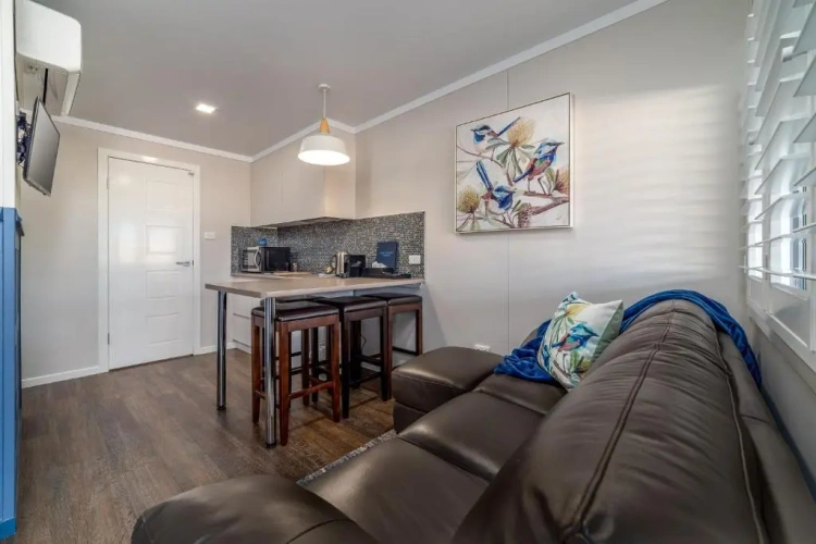 2 Bedrooms Suite