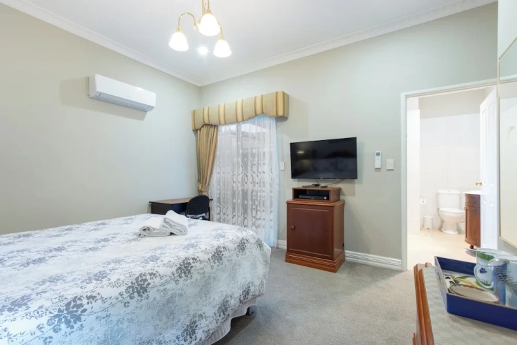 Deluxe Double Suite with balcony