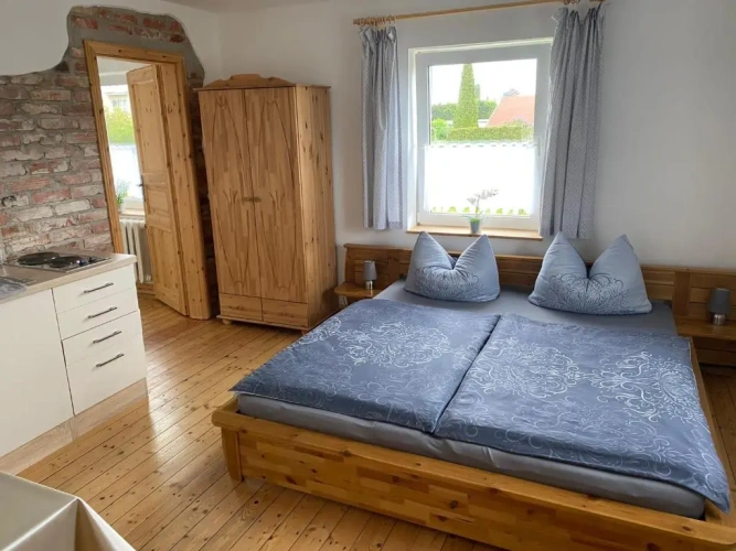 Standard Double Basement room
