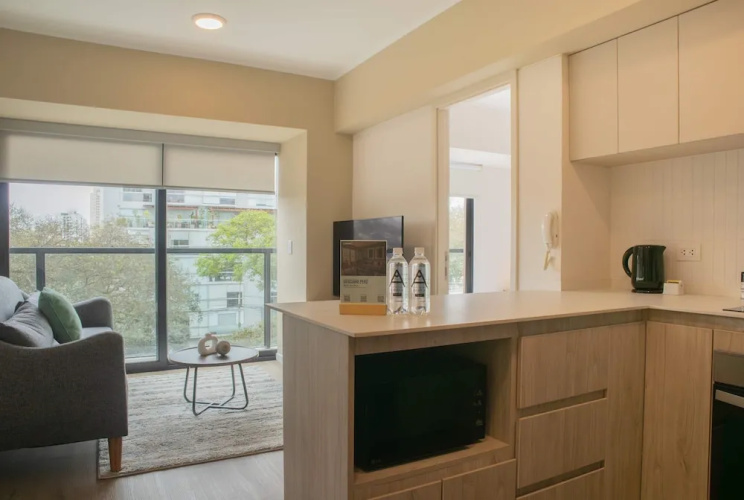 w Stylish 2BR With Balcony in San Isidro
