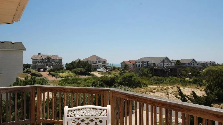 Sea-Crets - 5 Br home by RedAwning