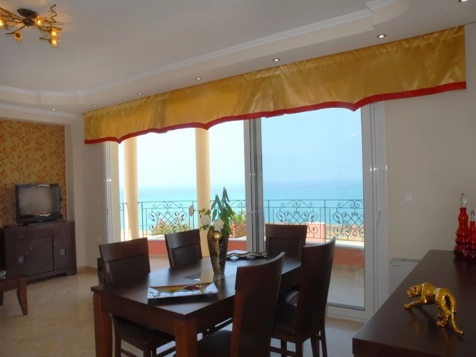 Romanza Villa