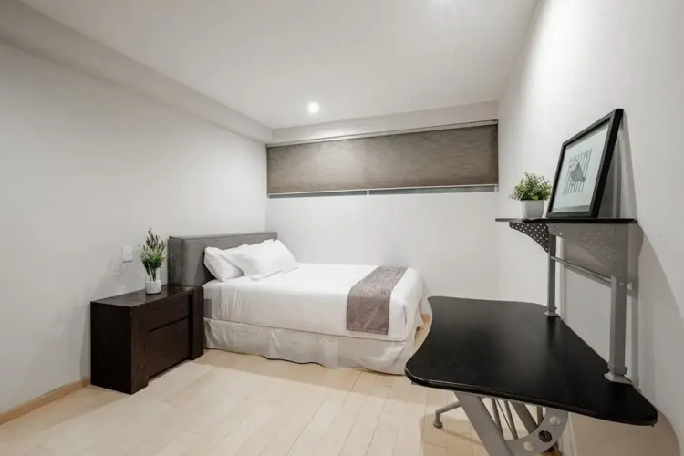 2BR Apt in Polanco - Pool - City Skyline View