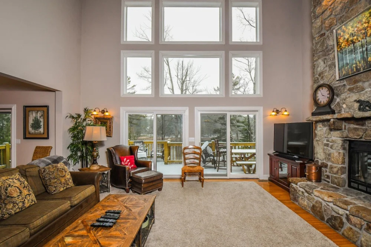 Stone Crest 6 Bedroom House