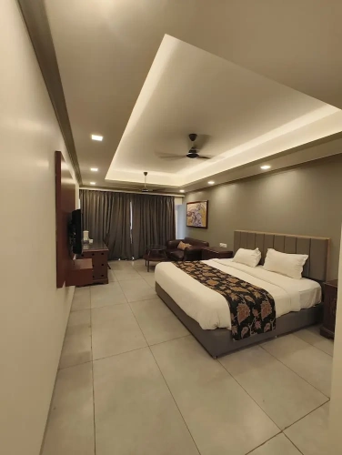 1 Bedroom Premium Double room with river view