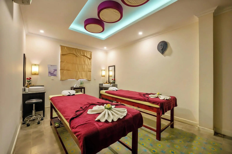 Lantana Riverside Hoi An Hotel