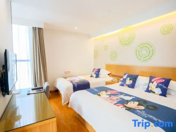 Deluxe Suite