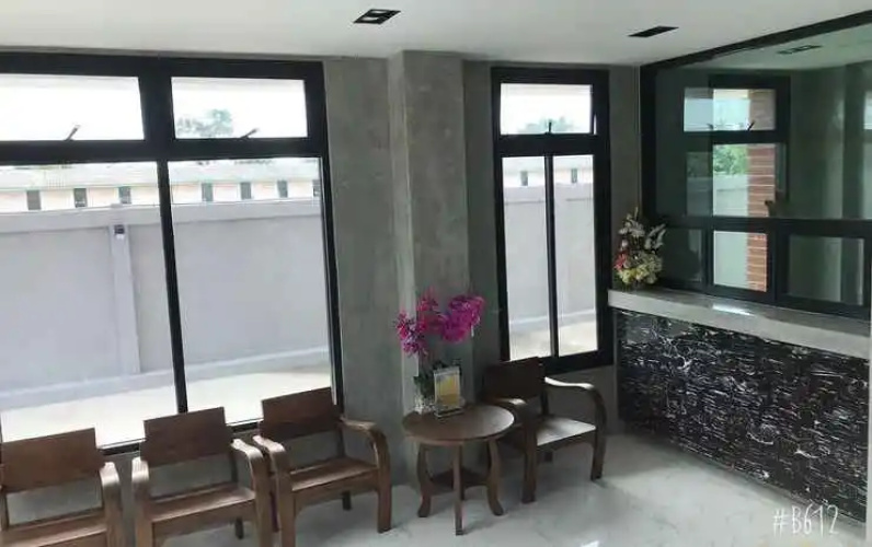 At Samutsakorn Condo