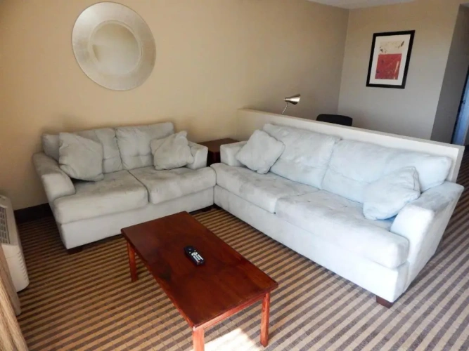 Deluxe Double Suite