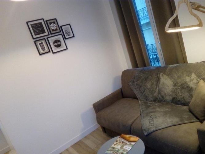 Standard Triple room