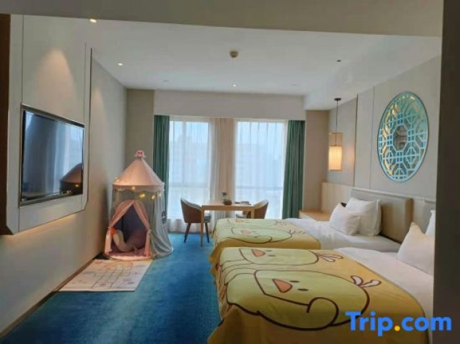 Standard Family room