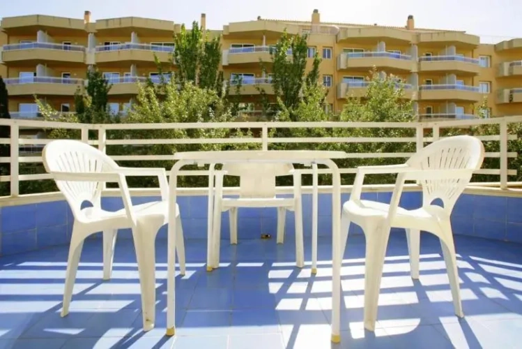 Quadruple Apartment