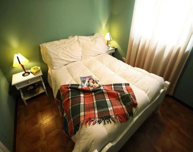 2 Bedrooms Classic Apartment