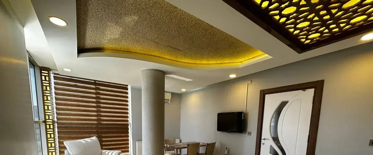 Beyaz Suit