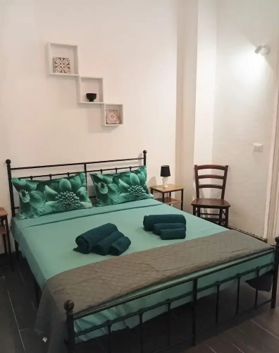 Sicily Bed' House