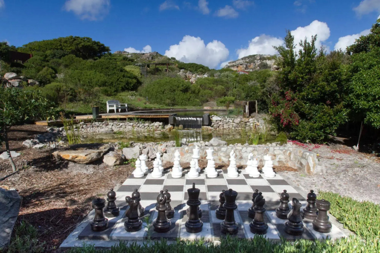 Leopardstone Hill