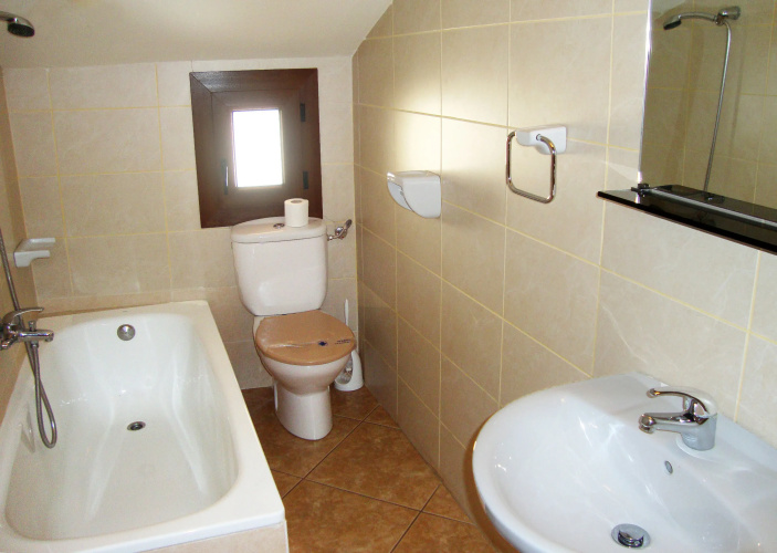 Apartaments/Hostal "@Anem.com"