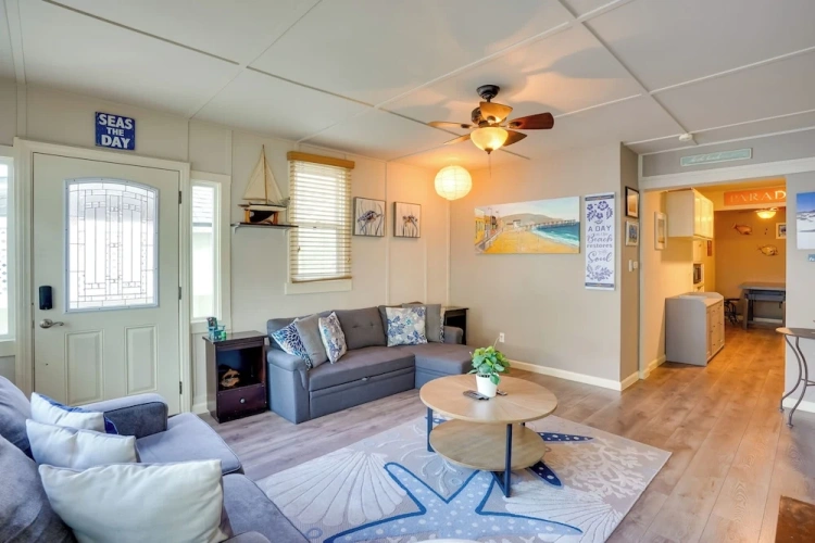 2 Bedrooms Cottage