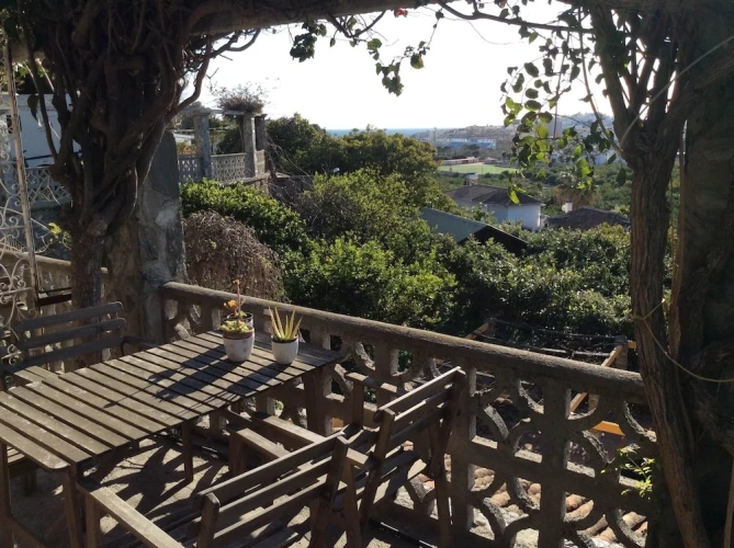 Family Bungalow with view