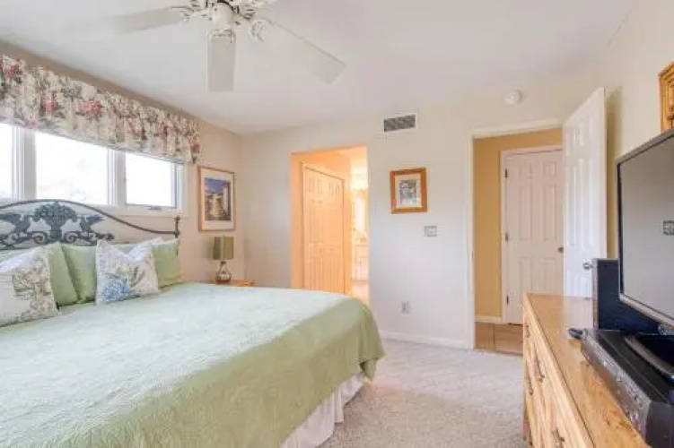 4849 Turtle Cove Villa
