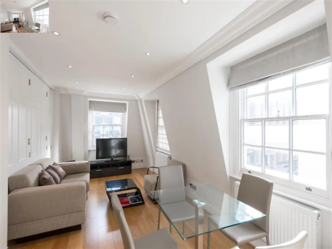 2 Bedrooms Apartment