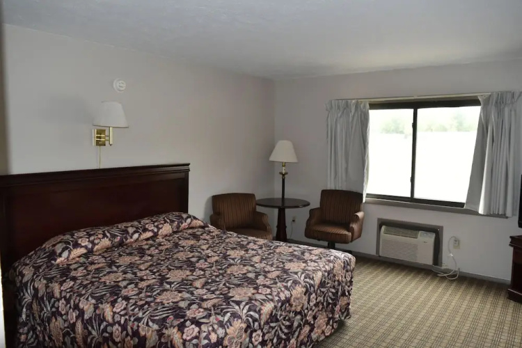 Countryside Inn