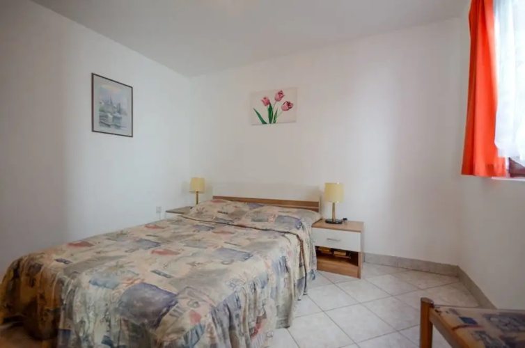 Apartments Mira