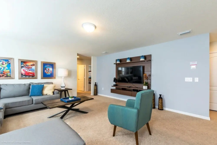 Lima Avenue Villa Windsor At Westside 2
