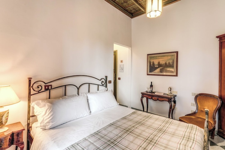 Standard Double room with garden view