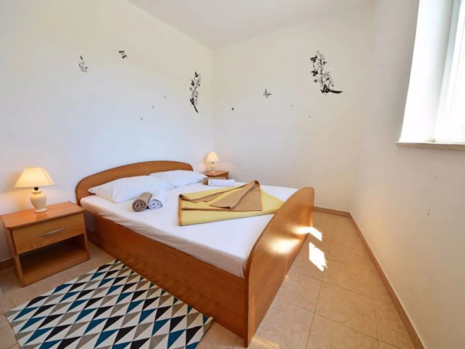 Apartment Sani Karlobag 17049