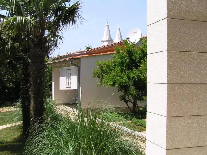 1 Bedroom Bungalow