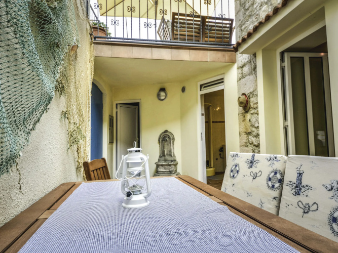 Holiday Home Mali dvori