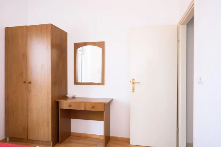A1-apt w. Shared Pool & Balcony,next to the Beach