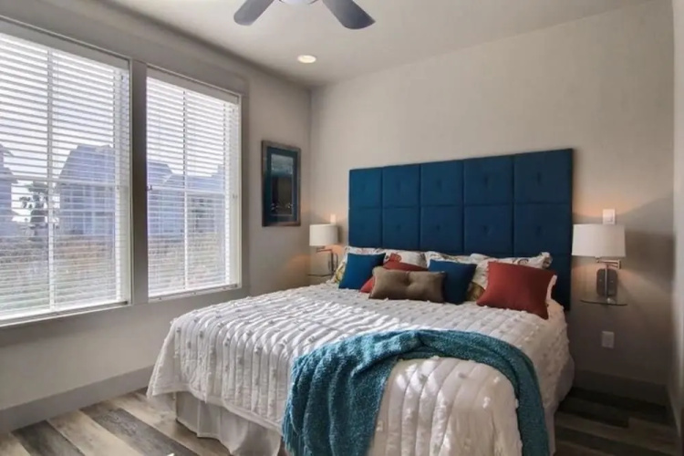 Cinnamon Shore- Beached Inn 236 BE