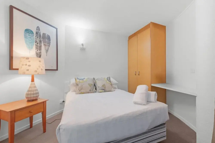 Stylish 3BR Oceanfront Stay by Mooloolaba Esp