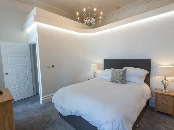 The Windsor Suite