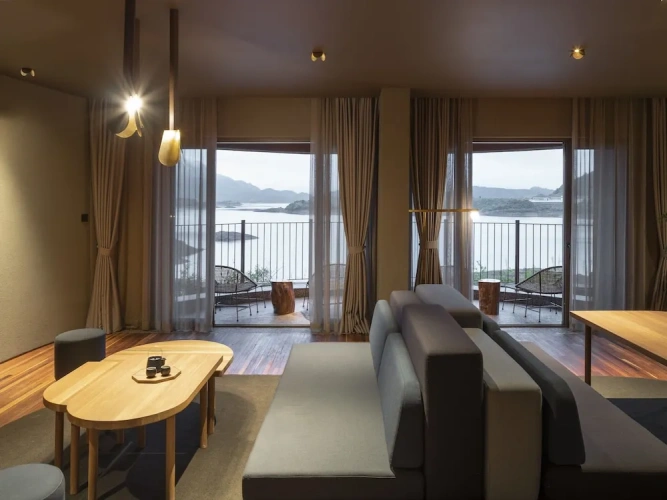 2 Bedrooms Presidential Quadruple room