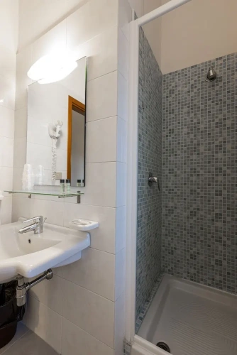 1 Bedroom Classic Quadruple room with balcony