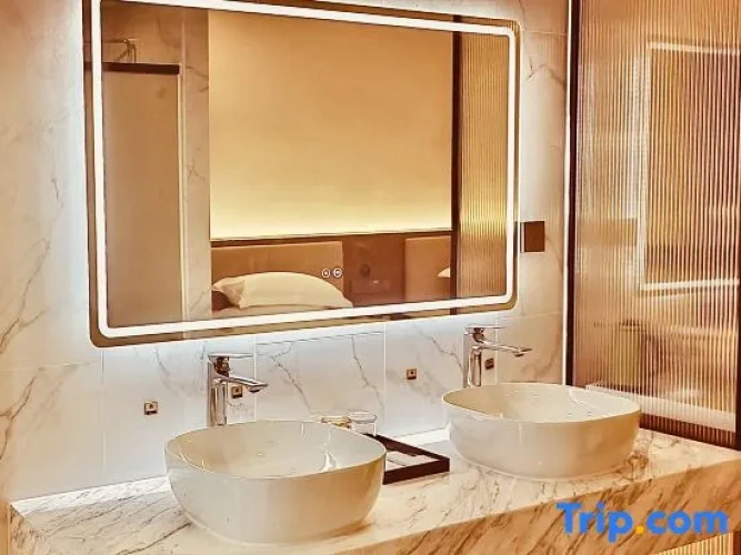 2 Bedrooms Business Double room