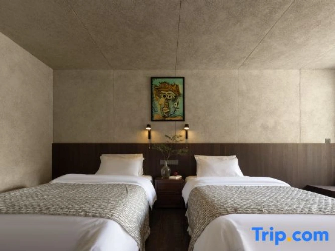 Standard room with view