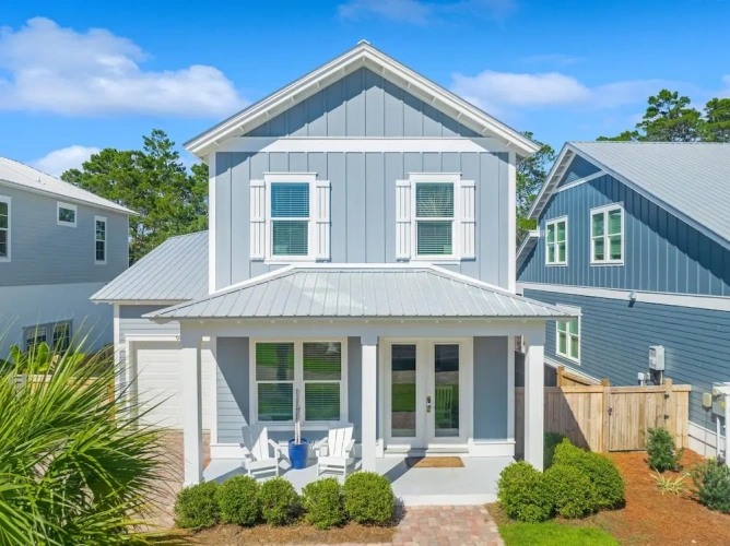 4 Bedrooms Cottage