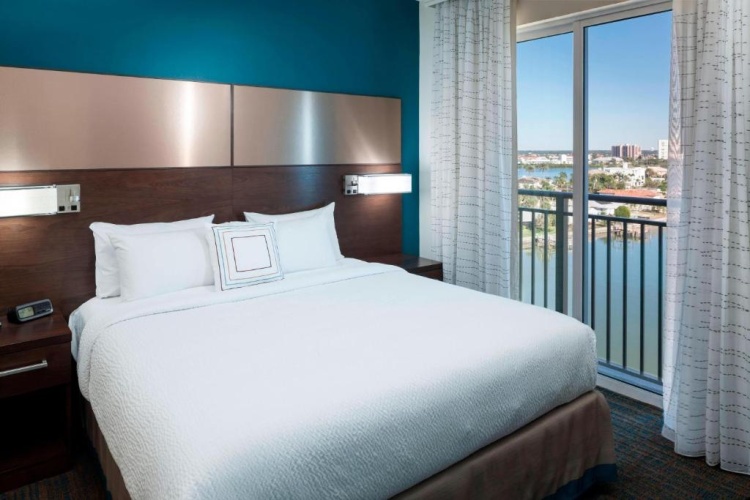 1 Bedroom Double Suite with balcony